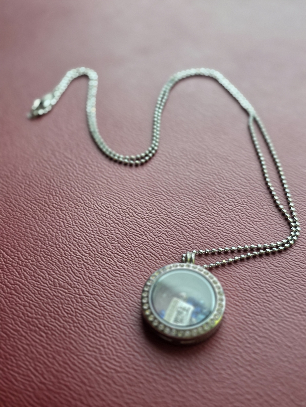 Floating Locket Necklace with Rhinestone Frame - Silver - Picture 3 of 4